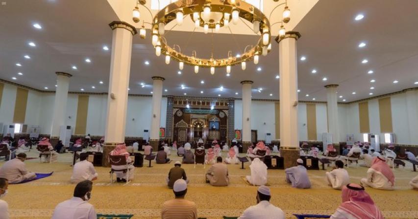 Saudi Arabia’s Al-Jawf reopens 77 additional mosques for Friday prayer