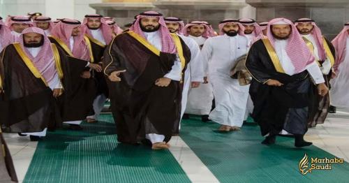 Saudi Crown Prince visits Islam’s holiest site in Makkah, enters Kaaba