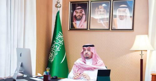 Northern Borders Region governor discusses ways to support distance learning