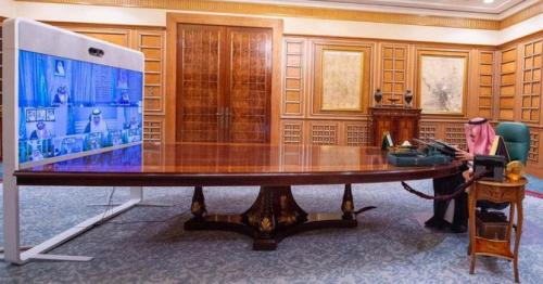 Saudi cabinet urges southern Yemeni separatists to reverse self-rule decision