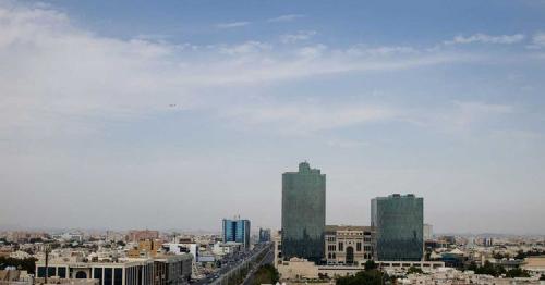 COVID-19: Saudi authorities shut 149 Jeddah shops for breaking health protocols in three days