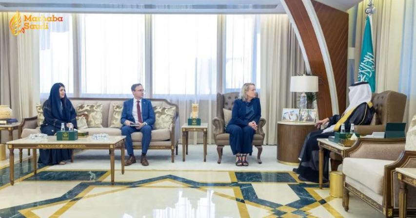 Eastern Region Governor Hosts the United States Consul General in Dhahran