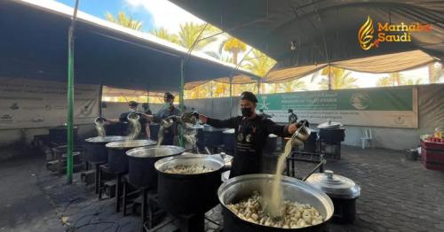Saudi Arabia Delivers 24,500 Hot Meals to Gaza Strip