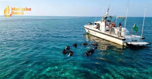 Saudi Border Guards Execute A Massive Underwater Environmental Rescue Mission