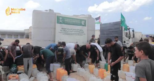 KSrelief Pumps 500,000 Liters Of Safe Drinking Water Into Gaza Strip